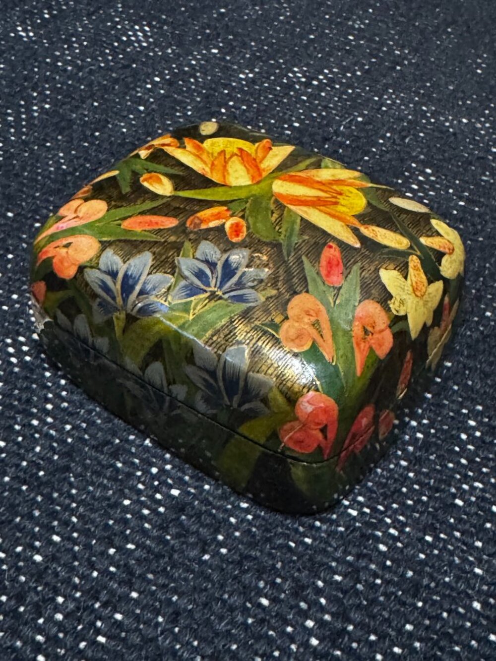 Lacquer Papier-Mâché Trinket Box, Hand Made Kashmir India, Vintage Circa 1980s